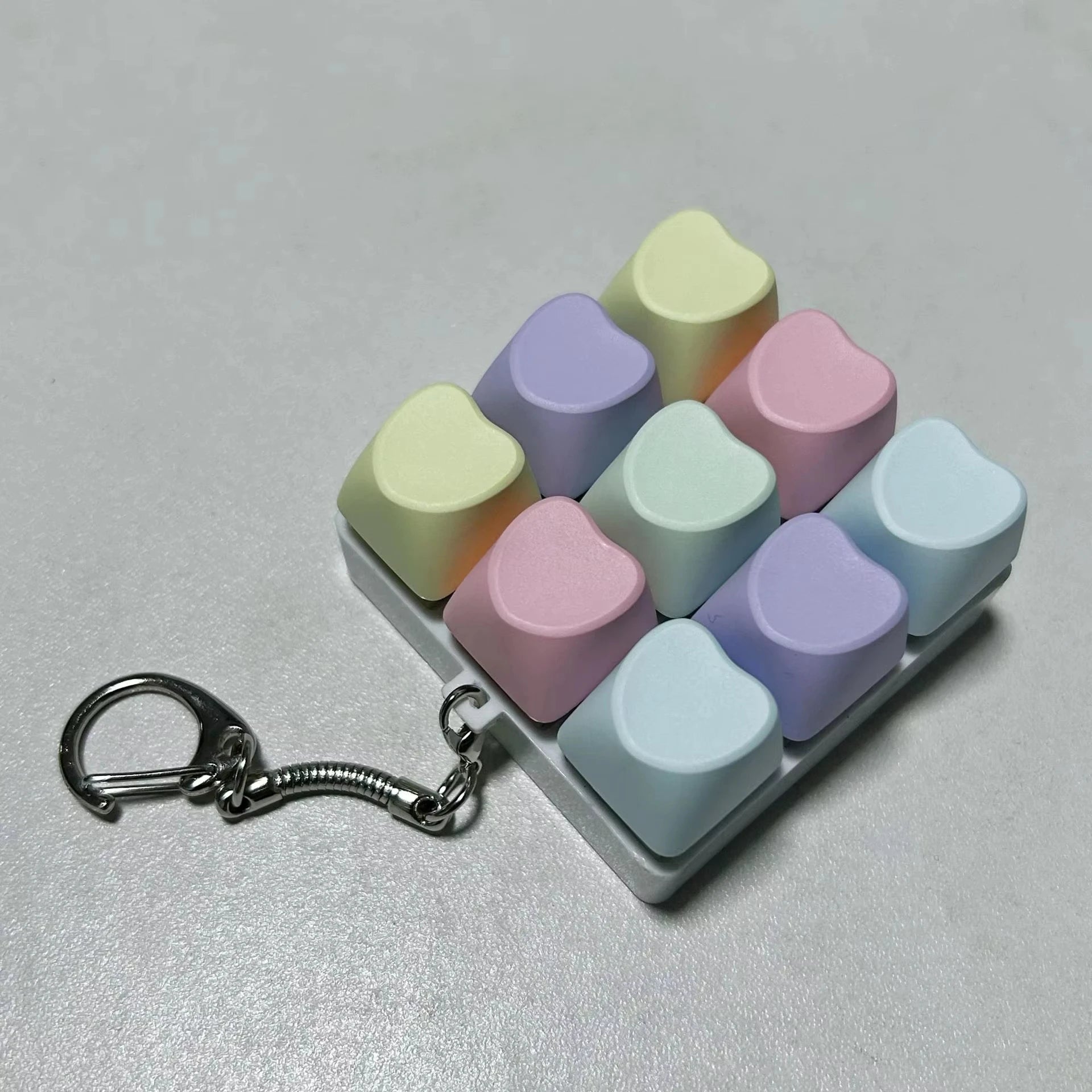 Heart-shaped 9 Keyboard Key Clicker Toy Anti Stress Relief Finger Keychain Game Button Pinch Tester Without Light