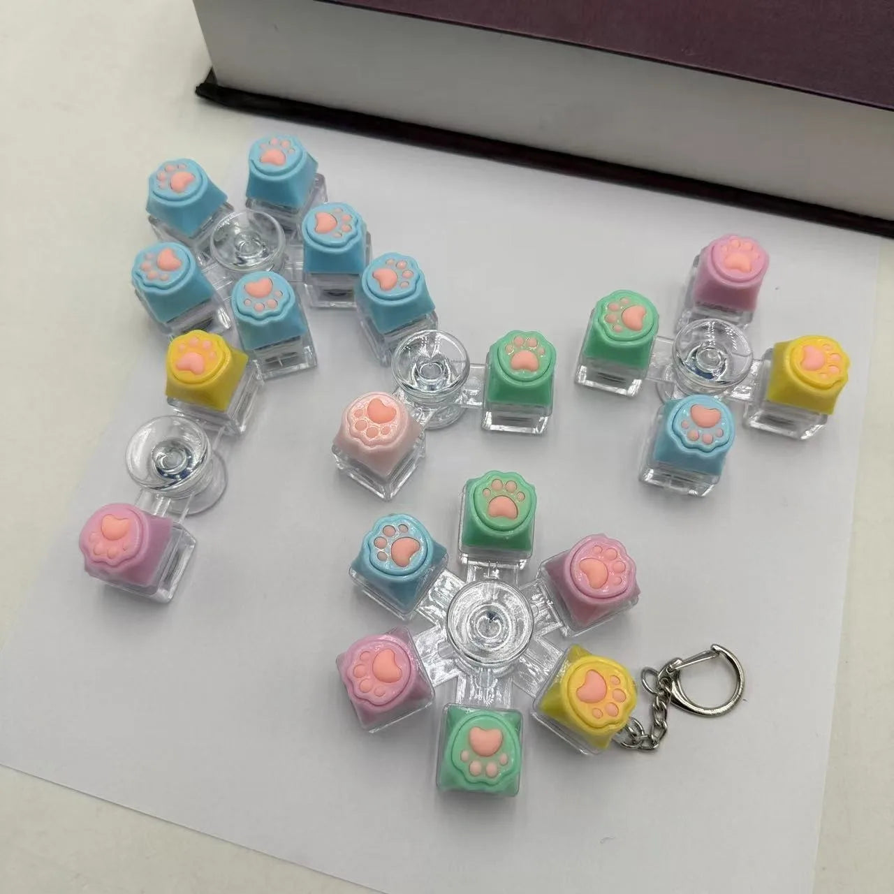 LED Light Keyboard Keychain Fidget Toy Clickable Button Stress Relief Portable Desk Accessory Office Decor Gift  Anxiety Relief